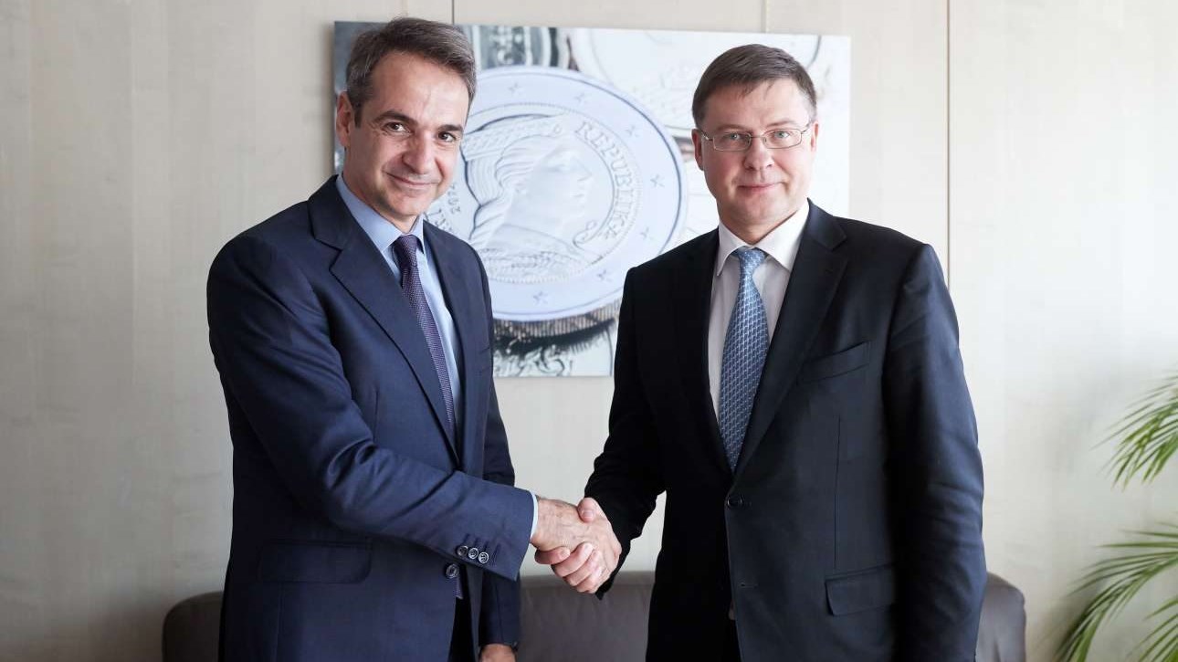 Συνάντηση Μητσοτάκη-Ντομπρόβσκις την Παρασκευή στη Βουλή