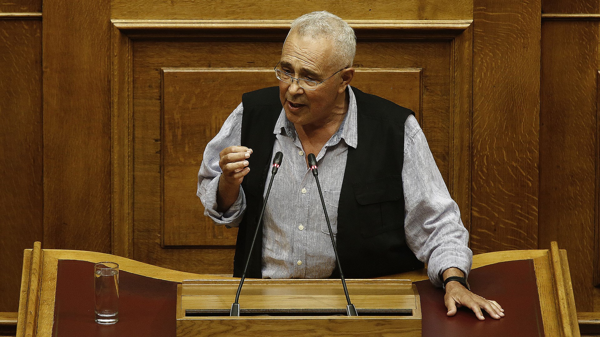 K. Ζουράρις: Όταν ο Τσίπρας είπε “Βόρεια Μακεδονία”, ένιωσα τάση προς εμετό…