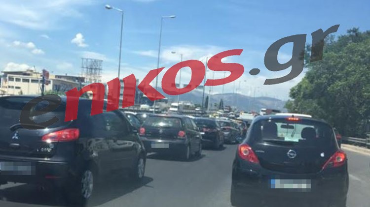 Κυκλοφοριακό “μπλακ άουτ” στον Κηφισό – ΦΩΤΟ αναγνώστη – ΤΩΡΑ