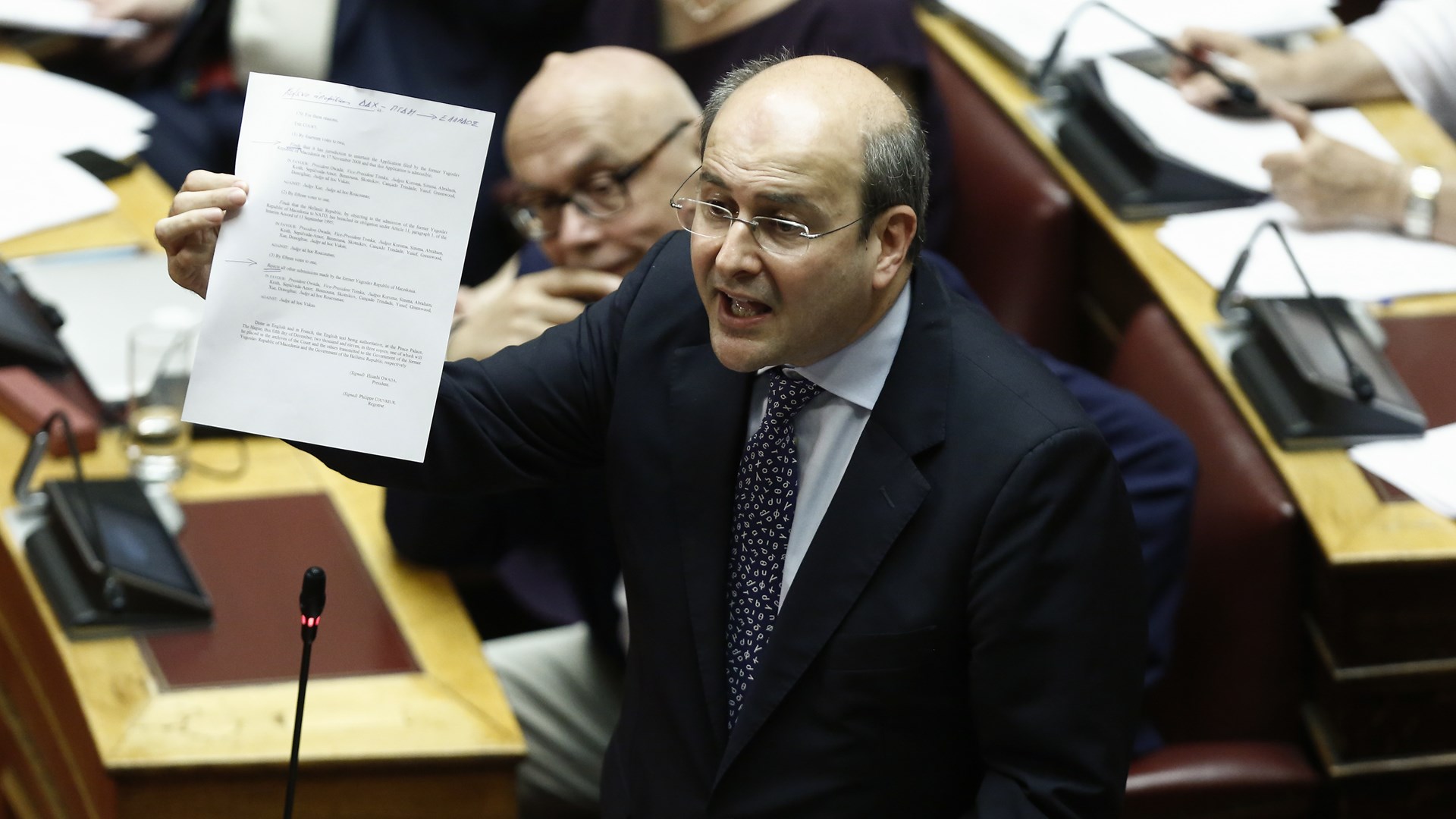 Χατζηδάκης: Η Ελλάδα δεν αξίζει την διακυβέρνηση του κ. Τσίπρα