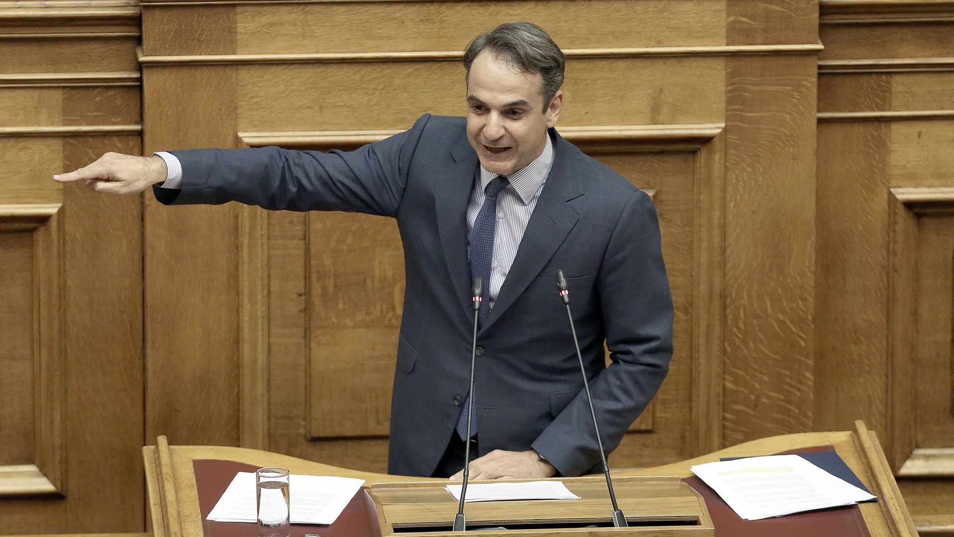 Επίθεση Μητσοτάκη σε Τσίπρα-Καμμένο: Σας αξίζει το Νόμπελ πολιτικής απάτης – ΒΙΝΤΕΟ