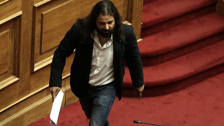 Άφαντος ο Μπαρμπαρούσης: Έρευνες πόρτα-πόρτα για τον εντοπισμό του βουλευτή – Τον αναζητούν ακόμη και σε στάνες – ΒΙΝΤΕΟ