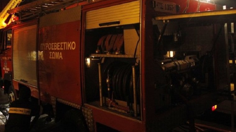 Λεωφορείο τυλίχθηκε στις φλόγες στο 42ο χλμ της Εγνατίας Οδού