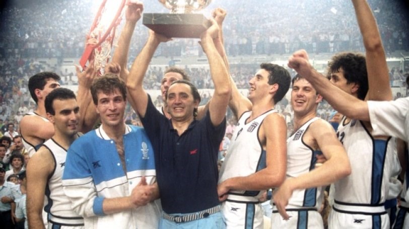 Πέθανε ο Κώστας Πολίτης- Ποιος ήταν ο προπονητής που οδήγησε την Ελλάδα στον θρίαμβο του Ευρωμπάσκετ του 1987- ΦΩΤΟ- ΒΙΝΤΕΟ