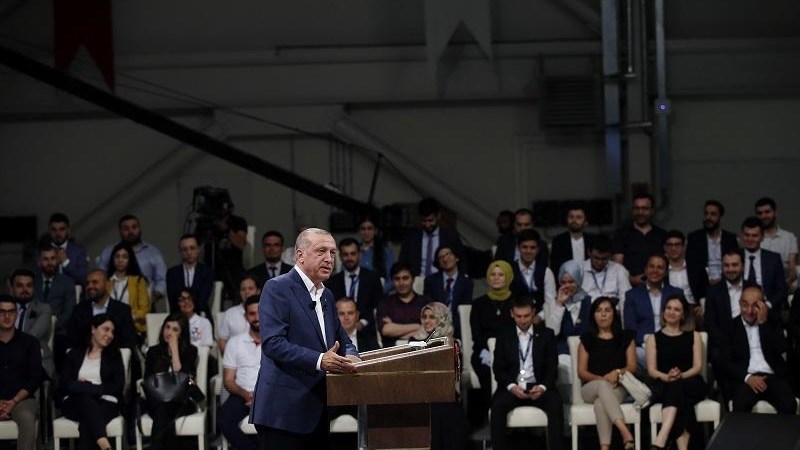 Ο Ερντογάν διαφημίζει το “ιπτάμενο ψάρι”, το νέο υπερόπλο της Τουρκίας – ΒΙΝΤΕΟ