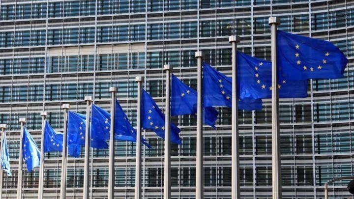 Αξιωματούχος της Κομισιόν περιγράφει το περιεχόμενο της απόφασης του Eurogroup