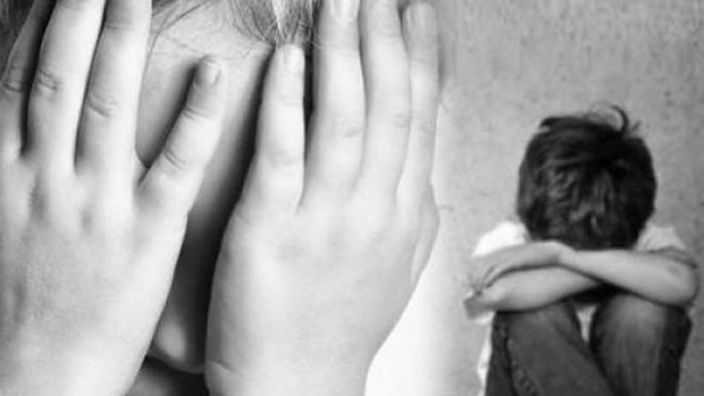 Ανήλικο αγόρι βιάστηκε κατ’ εξακολούθηση από δύο θείους του και ακόμη έναν άνδρα – Η παρατηρητικότητα της θείας αποκάλυψε τη φρίκη