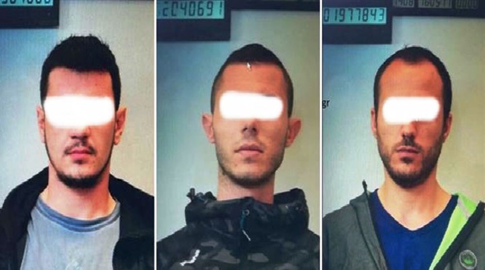 Αυτοί είναι οι αδίστακτοι κακοποιοί που απέδρασαν μέσα από το τμήμα της Αργυρούπολης κάτω από τη μύτη των αστυνομικών  – ΦΩΤΟ