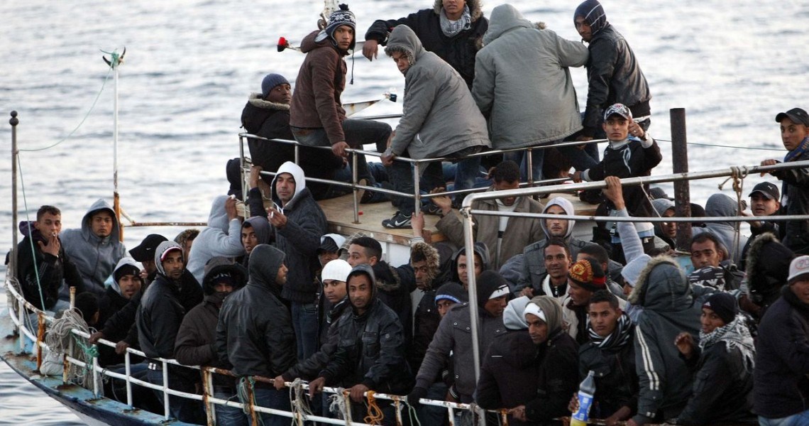 Αβραμόπουλος: Πρέπει να διαχειριστούμε οργανωμένα τη μετανάστευση και να αντιμετωπίσουμε την παράτυπη