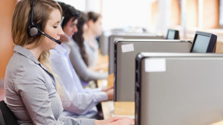 Έρχονται προσλήψεις τηλεφωνητών σε όλο το Δημόσιο – Μόνιμοι