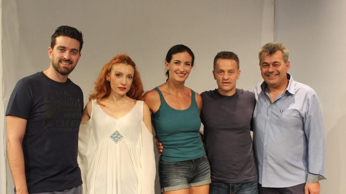 Ρίσβας – Σακαλή «χτυπάνε» με «Άστρα να πάνε» στο «Κάππα»