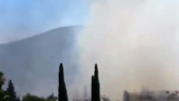 Υπό έλεγχο η φωτιά στον καταυλισμό στον Ριγανόκαμπο Πάτρας – ΦΩΤΟ