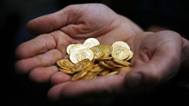 Έκλεψαν χρηματοκιβώτιο που περιείχε… χρυσές λίρες