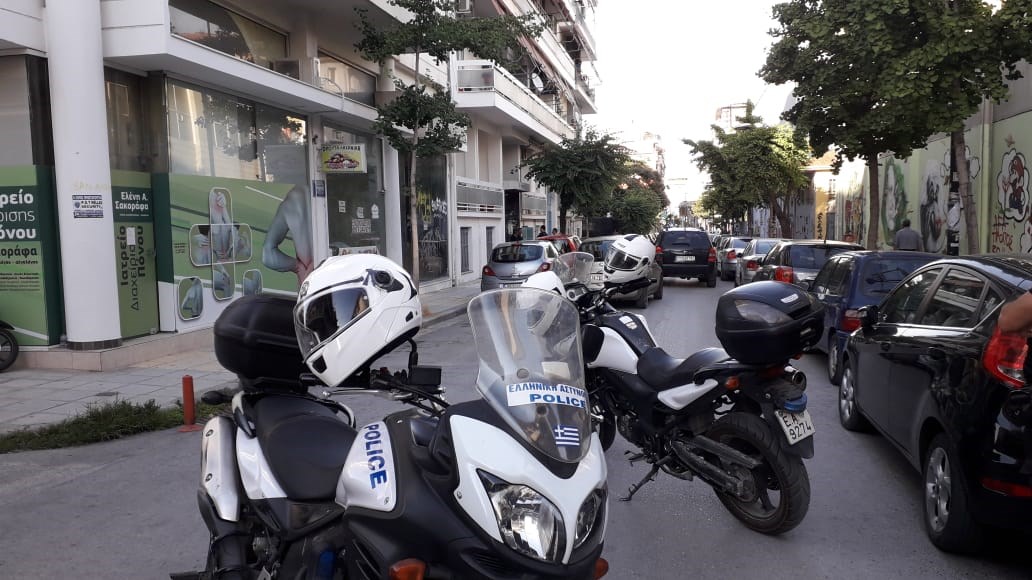 Έβγαλε το όπλο και απείλησε τον γείτονά του γιατί έβαζε… aircondition