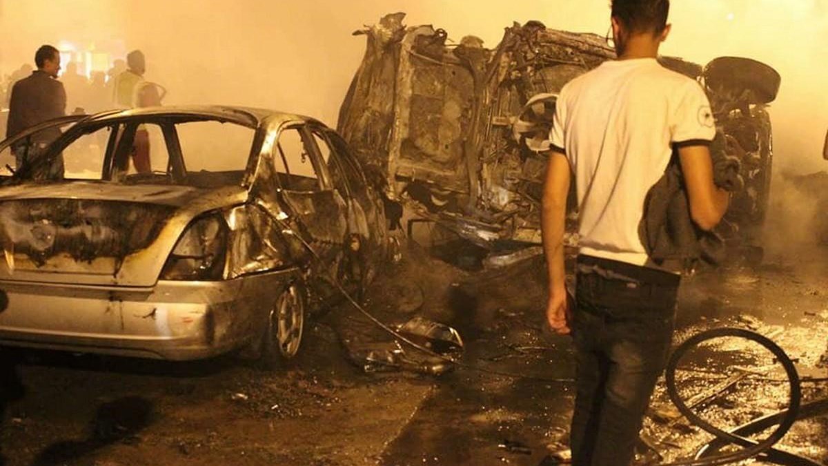 Νέα δράμα στην Λιβύη – Βομβιστής σκότωσε τέσσερα μέλη του εθνικού στρατού στην Ντέρνα