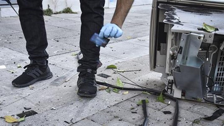 Τρεις εκρήξεις σε ΑΤΜ μέσα σε μισή ώρα- ΒΙΝΤΕΟ