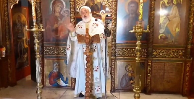 Ιερέας στη Ρόδο επιτίθεται κατά της κυβέρνησης – Αν τους είχα μπροστά μου θα τους έκοβα το λαρύγγι – ΒΙΝΤΕΟ