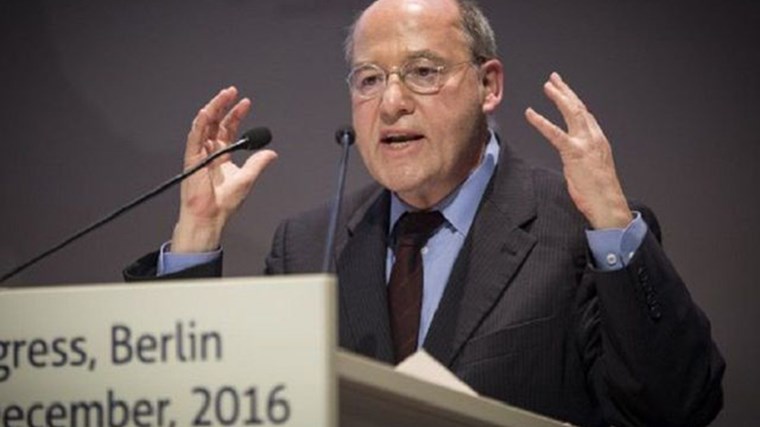 Πρόεδρος Ευρωπαϊκής Αριστεράς: Ο θρήνος ότι εμείς οι Γερμανοί πληρώνουμε τους φτωχούς Έλληνες πρέπει να σταματήσει- Κερδίζουμε από την Ελλάδα