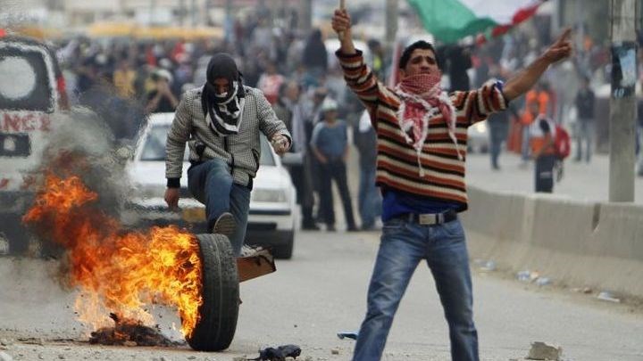 Παλαιστίνιος οδηγός επιτέθηκε σε Ισραηλινούς στρατιώτες με αυτοκίνητο