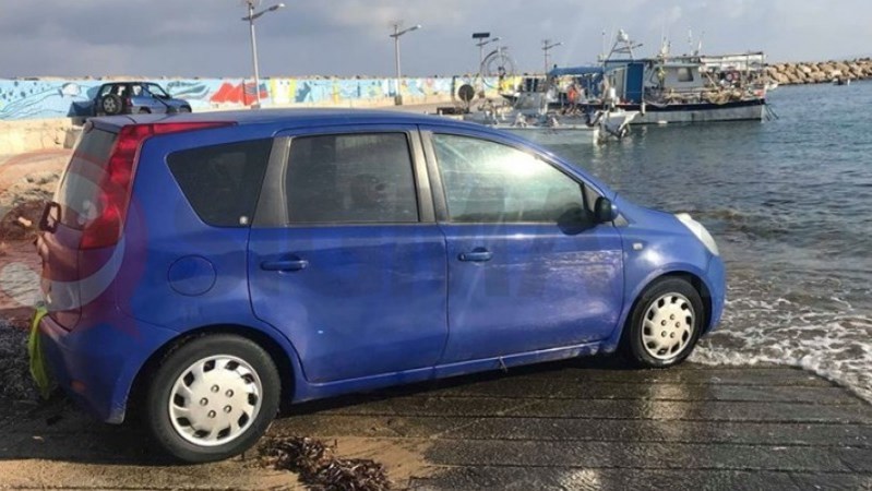 Τους πάτησε με το αυτοκίνητο γιατί του πείραξαν το κορίτσι- Καρτέρι θανάτου ύστερα από καβγά σε μπαρ