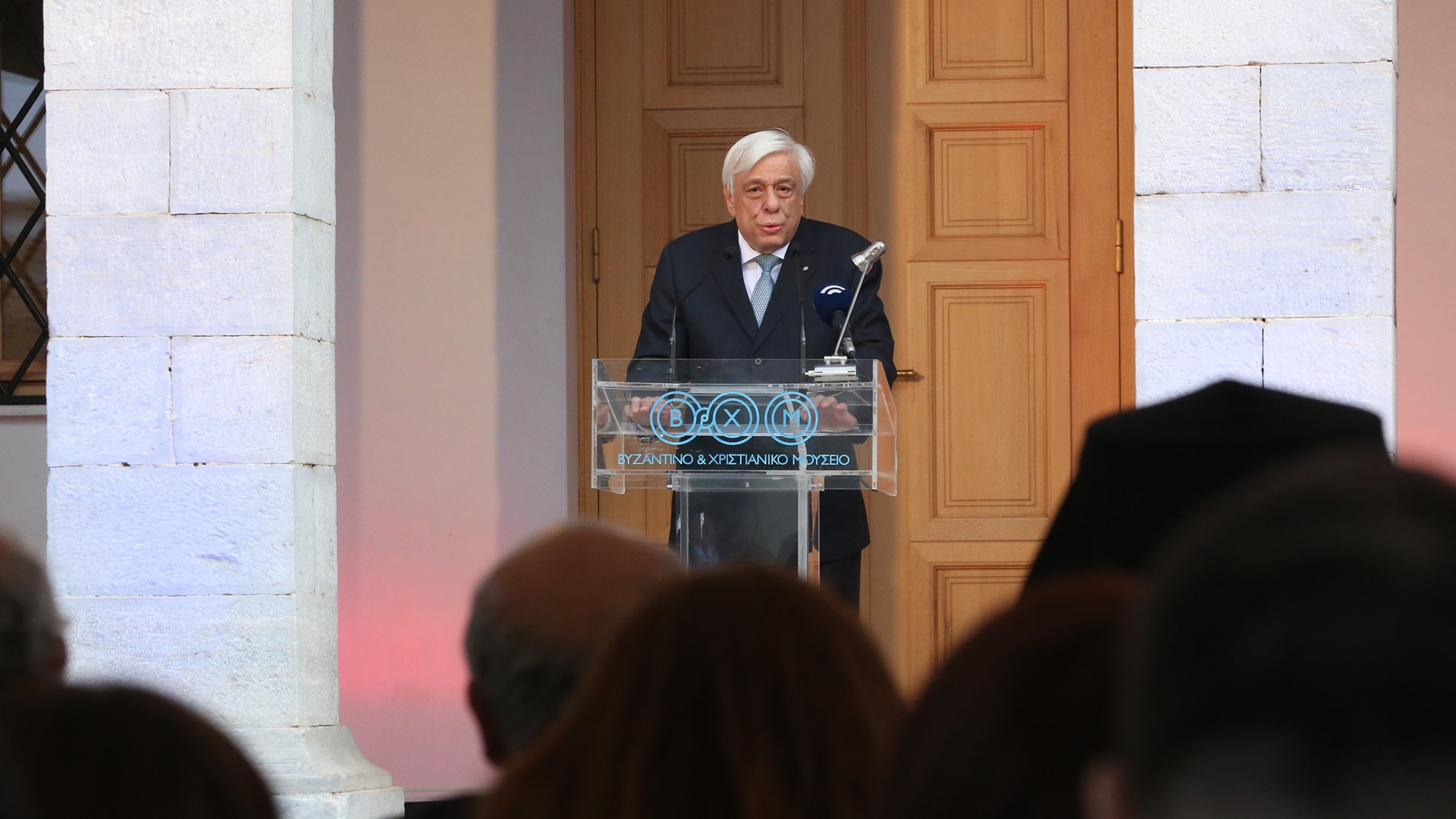 Παυλόπουλος: Η εξαιρετικά κρίσιμη περίοδος που διανύουμε παρέχει την ευκαιρία να αναδειχθεί η θεμελιώδης σημασία της Ορθοδοξίας