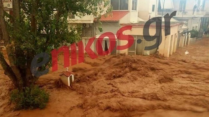 Νέες εικόνες καταστροφής από την ισχυρή βροχόπτωση στη Μάνδρα – ΒΙΝΤΕΟ αναγνωστών