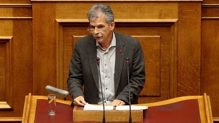 Δανέλλης: Aν άλλαζα κόμμα θα άφηνα την έδρα