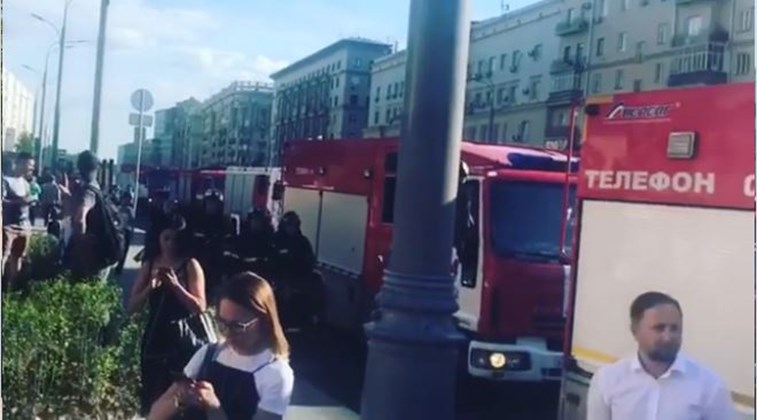 Οι πρώτες εικόνες από την πυρκαγιά σε εμπορικό κέντρο στη Μόσχα – ΒΙΝΤΕΟ