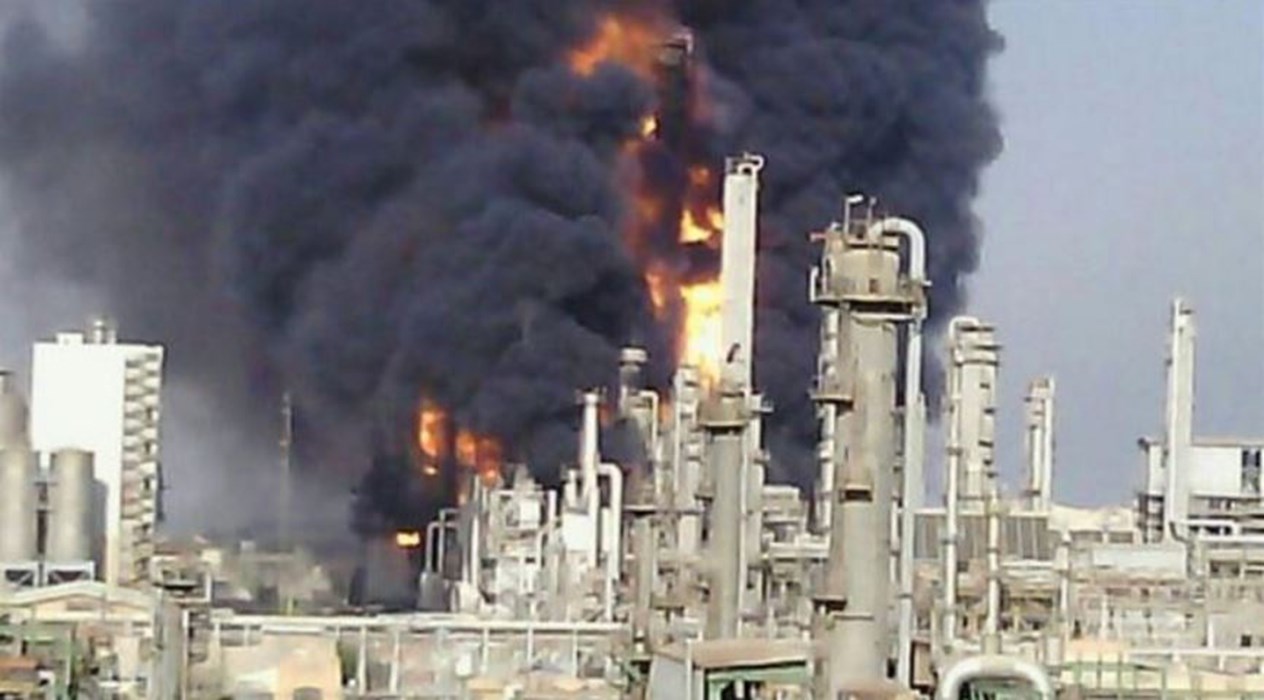 Πυρκαγιά σε διυλιστήριο στο Ιράν