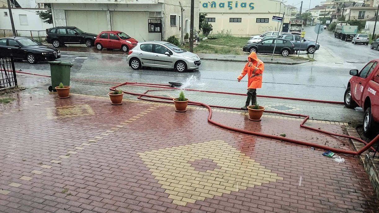 “Πνίγηκε” η Χρυσούπολη Καβάλας – Να κηρυχθεί ο δήμος Νέστου σε κατάσταση έκτακτης ανάγκης ζήτησε ο Δήμαρχος – ΦΩΤΟ