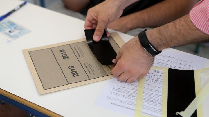 Πανελλαδικές 2018: Τέλος στην αγωνία των υποψηφίων – Πότε θα αναρτηθούν οι βαθμολογίες