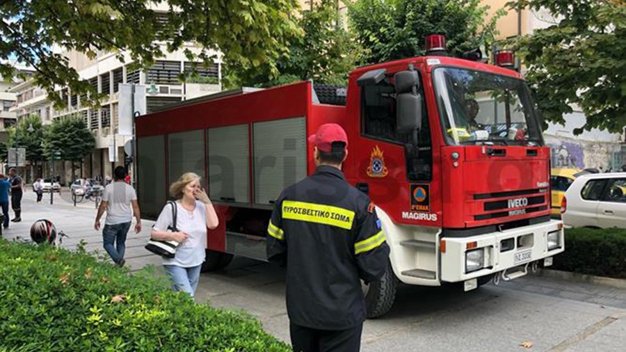 Συναγερμός στη Λάρισα έπειτα από προειδοποιητικό τηλεφώνημα για επίθεση με νευροτοξικά αέρια στα δικαστήρια και τον Δήμο
