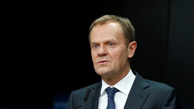 Ο Τουσκ για το μεταναστευτικό: Συμφωνία ή χαοτικό κλείσιμο συνόρων και επικράτηση των «σκληρών»