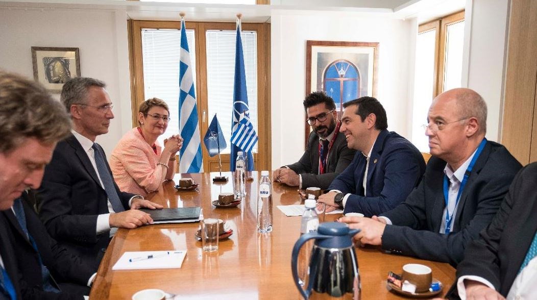 Συνάντηση Τσίπρα-Στόλτενμπεργκ: Η συμφωνία των Πρεσπών και οι φυλακισμένοι Έλληνες στρατιωτικοί στο επίκεντρο