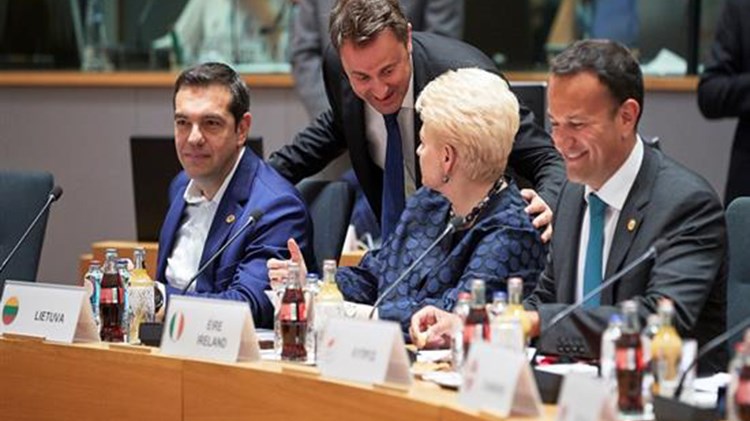 Κυβερνητικές πηγές για Σύνοδο Κορυφής: Ποιοι κίνδυνοι αποφεύχθηκαν, τι εξασφαλίστηκε