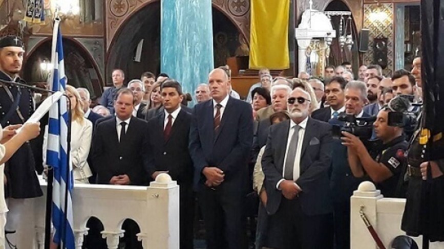 Eπεισοδιακή υποδοχή του Κουρουμπλή στις Σέρρες- “Προδότες – Για 30 αργύρια πουλήσατε τη Μακεδονία”- ΒΙΝΤΕΟ