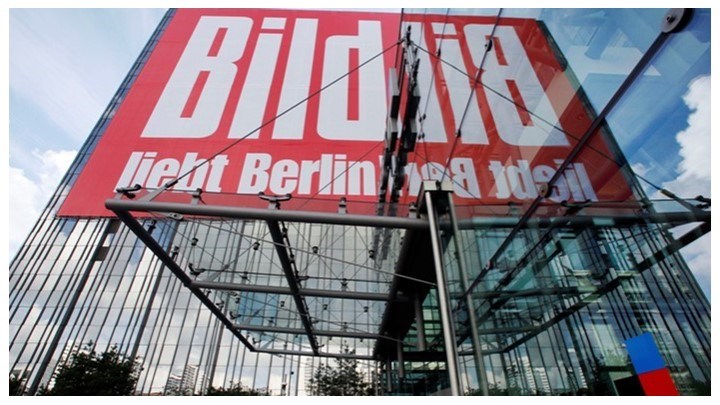 Bild: Οι Έλληνες έχουν στοιχίσει στη Γερμανία 52,1 δισ. ευρώ