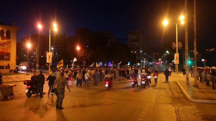 Πορεία διαμαρτυρίας για τη Μακεδονία στη Θεσσαλονίκη – ΦΩΤΟ – ΒΙΝΤΕΟ