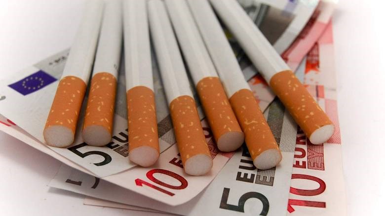 Εξάρθρωση κυκλώματος λαθραίων καπνικών προϊόντων στη Σαλαμίνα