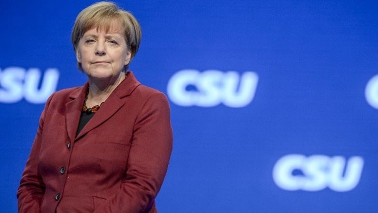 Το πολιτικό μέλλον της Μέρκελ στα χέρια της CSU
