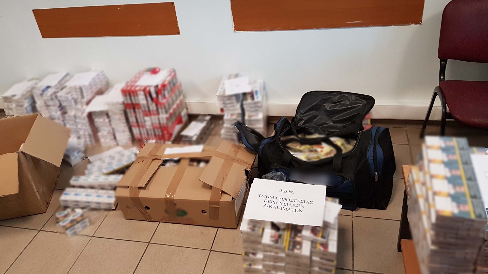 Συλλήψεις για λαθραία τσιγάρα στη Θεσσαλονίκη – Εντοπίστηκαν 4.700 πακέτα – ΦΩΤΟ
