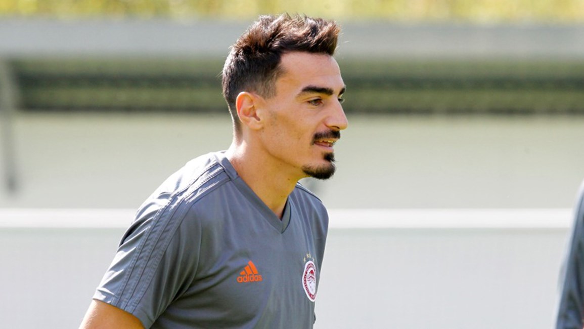 Θα του… κόψει την μπάλα; Οι τιμωρίες που ζητάει η ΑΕΚ για Ολυμπιακό και Λάζαρο