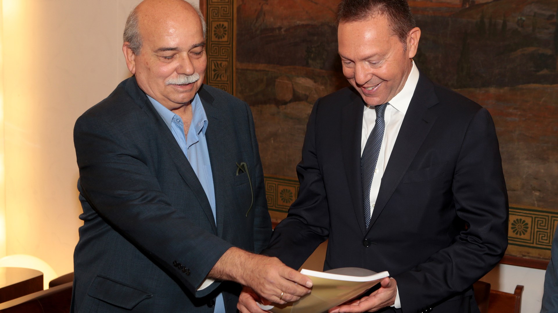 Βούτσης: Ιστορικό ορόσημο η συμφωνία της 21ης Ιουνίου