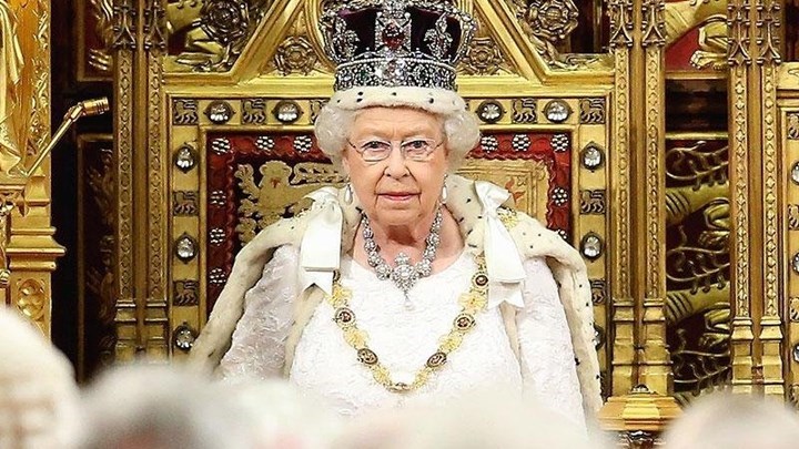 Δεν ξανάγινε – Η Βρετανία κάνει πρόβα…πένθους σε περίπτωση που πεθάνει η βασίλισσα Ελισάβετ