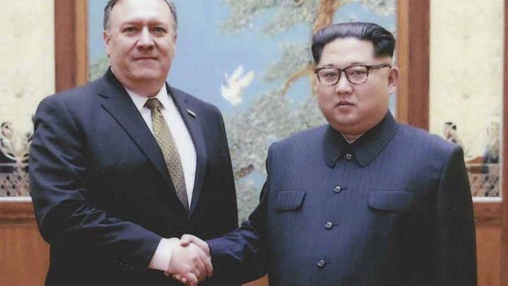 Ο ΥΠΕΞ των ΗΠΑ στην Βόρεια Κορέα για συνομιλίες με τον Κιμ Γιονγκ-Ουν –  Στο επίκεντρο το θέμα της αποπυρηνικοποίησης