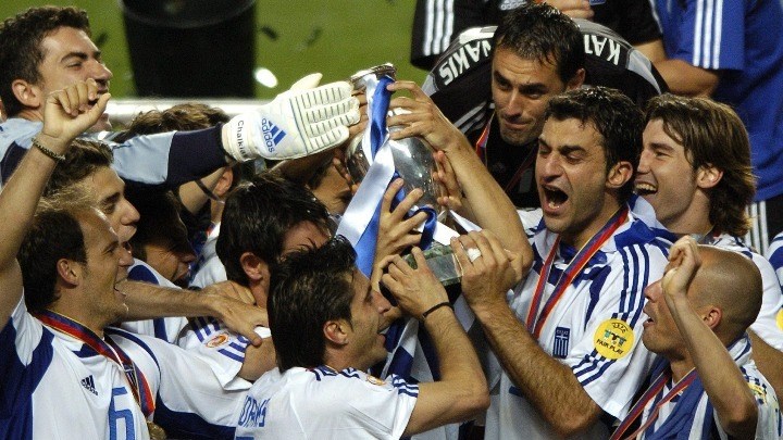 Euro 2004: Σαν σήμερα το θαύμα της Ελλάδας στην Πορτογαλία – Όταν η Εθνική κατέκτησε τον ποδοσφαιρικό Όλυμπο – ΒΙΝΤΕΟ