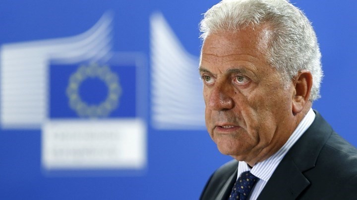 Αβραμόπουλος στο Bloomberg: Ορισμένοι εθνικοί ηγέτες στην Ε.Ε επιθυμούν να επιστρέψει η Ευρώπη στο σκοτεινό παρελθόν της