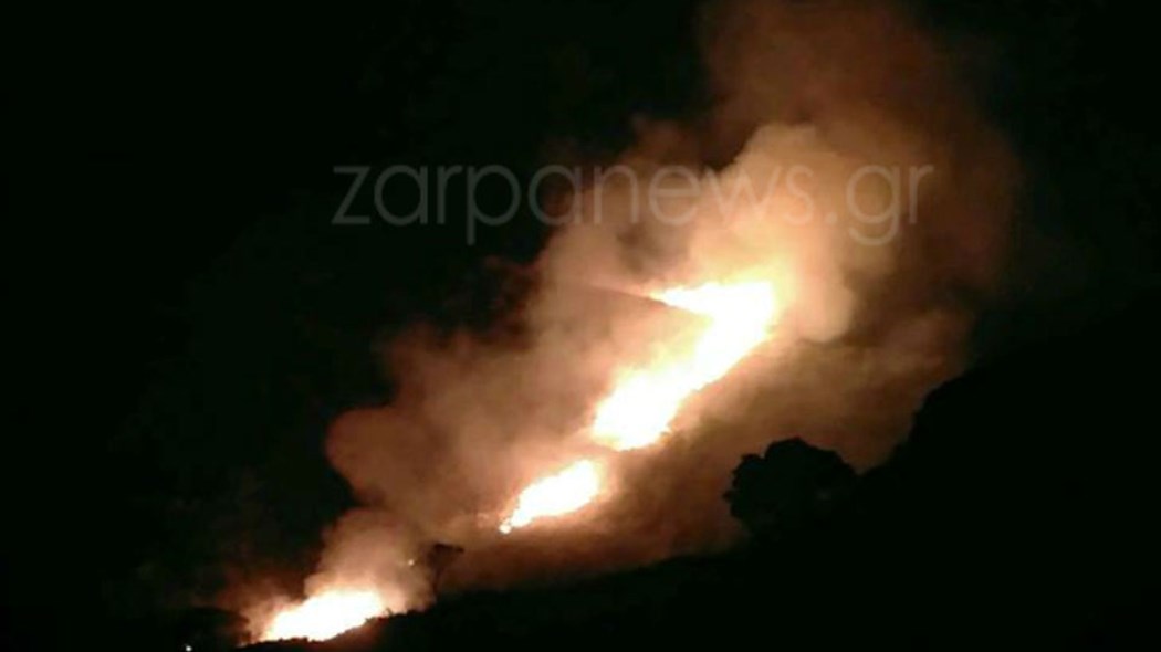 Ολονύχτια μάχη με τις φλόγες στα Χανιά