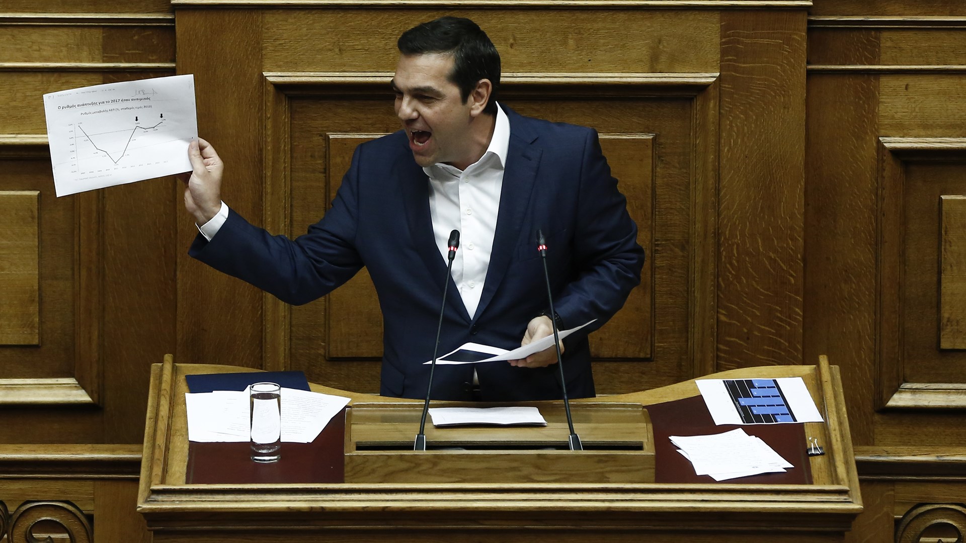 Τσίπρας: Ο κ. Μητσοτάκης ετοιμάζει ένα τρισχειρότερο μνημόνιο για τον λαό – Μια τρύπα στο νερό η τροπολογία της ΝΔ για τις συντάξεις – ΒΙΝΤΕΟ