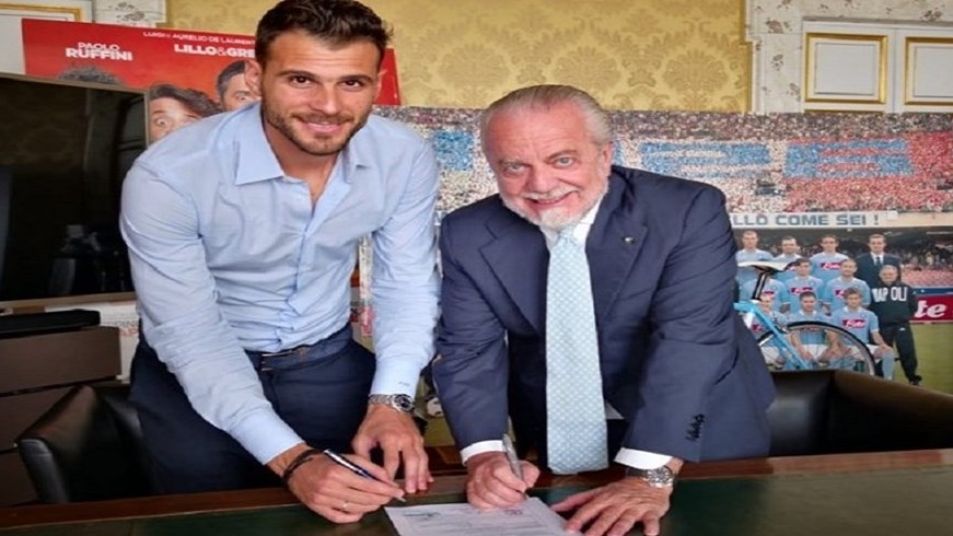 Eπίσημο – Παίκτης της Νάπολι ο Καρνέζης